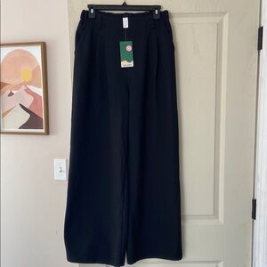 HALARA pants NWT